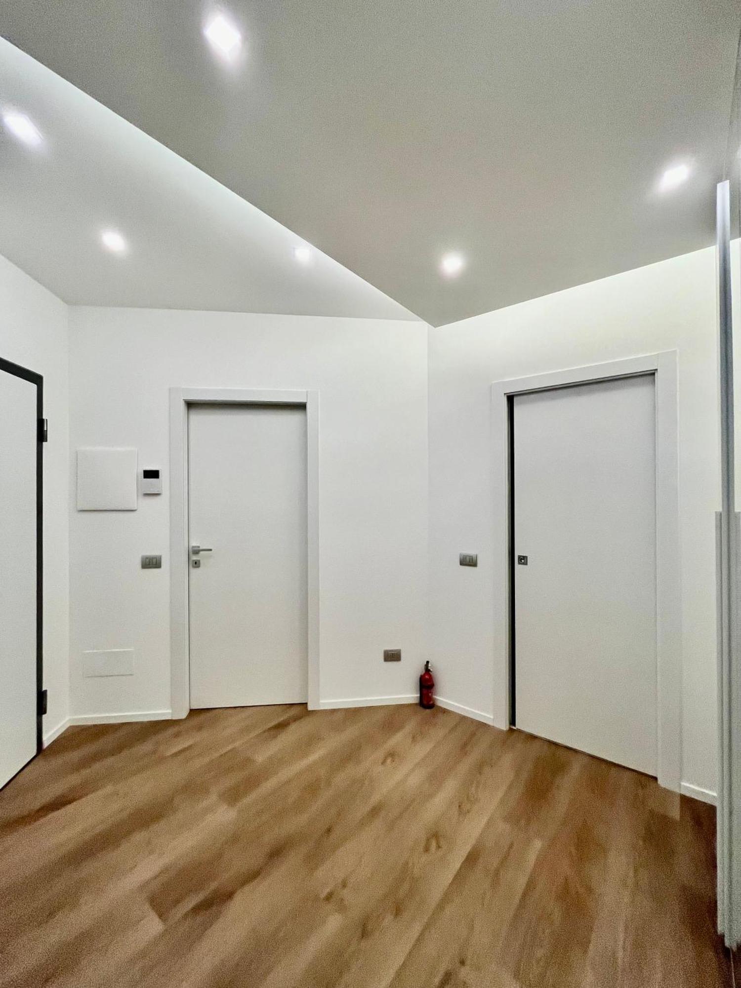 Central Side Apartment Milan Exterior photo