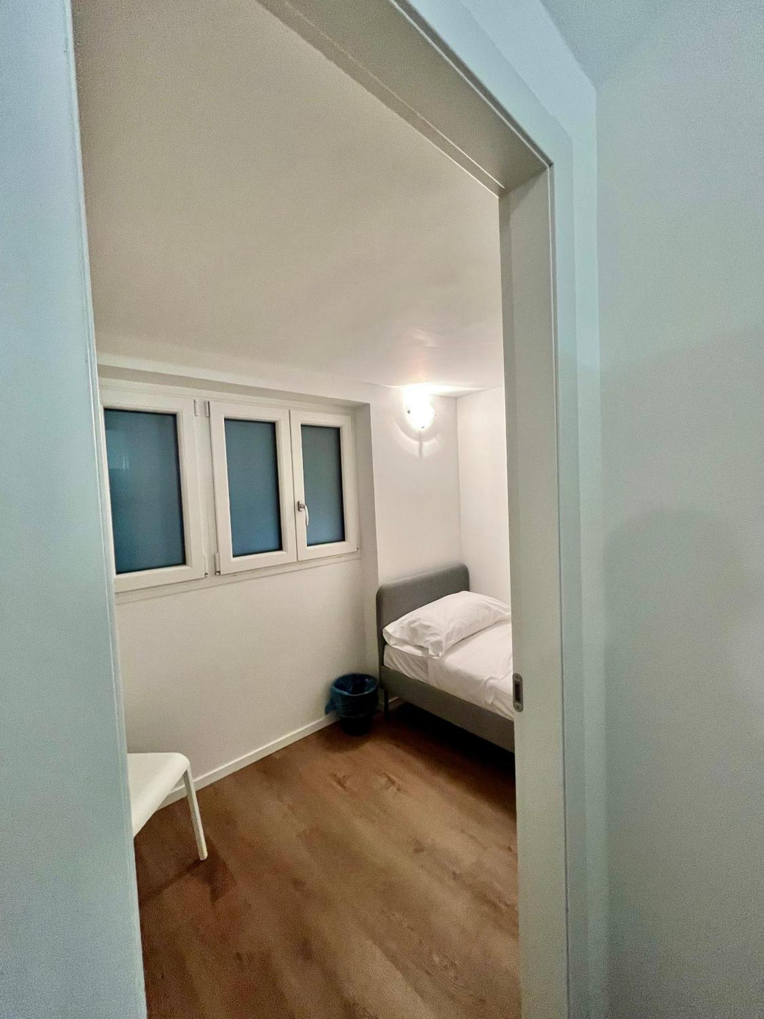 Central Side Apartment Milan Exterior photo